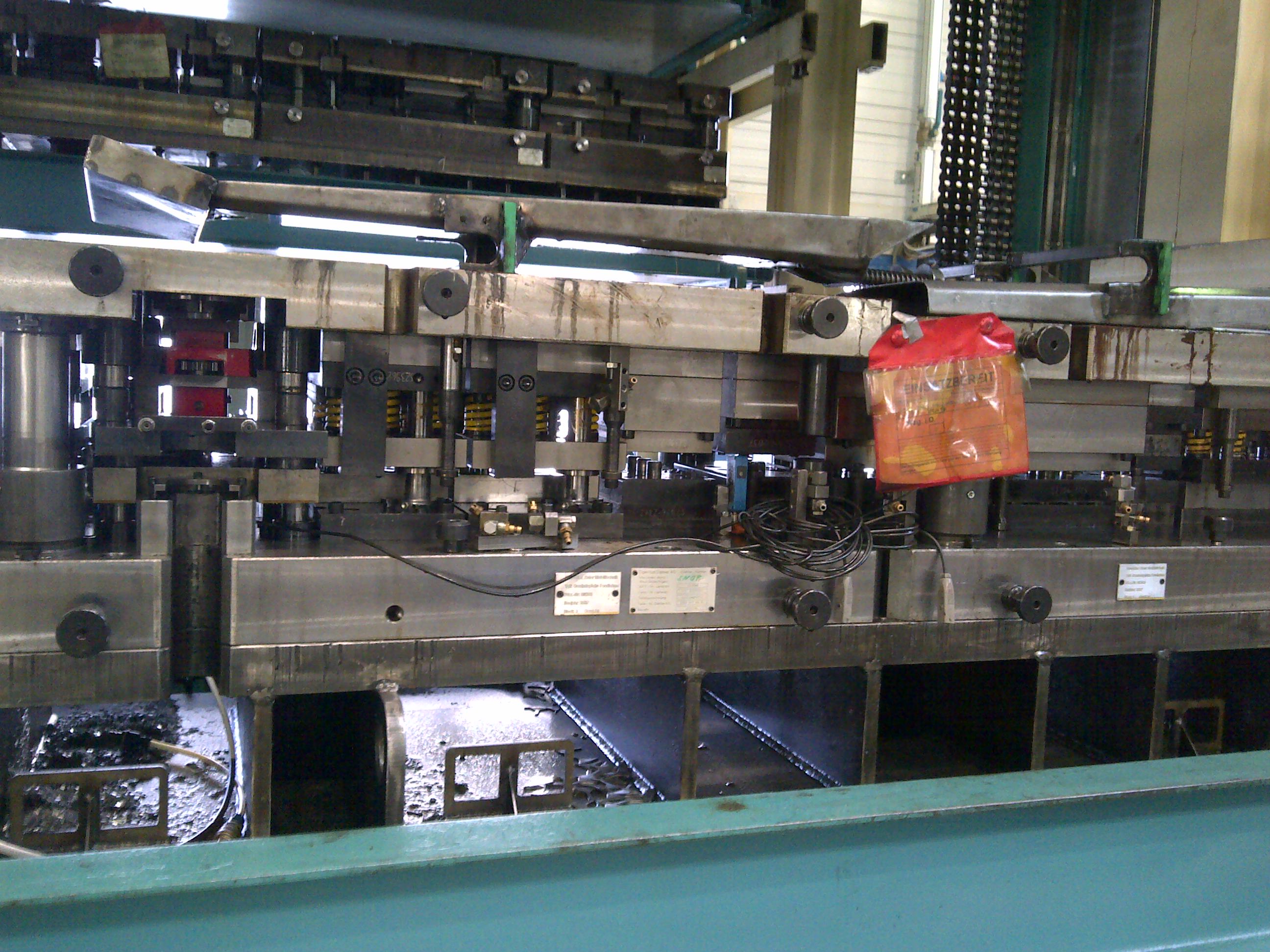 Shop-floor press and stamping tooling in manufacturing